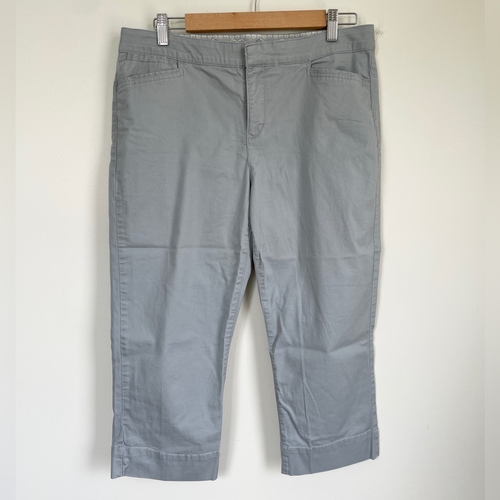 Grey Bandolino capris - Picture 2 of 4